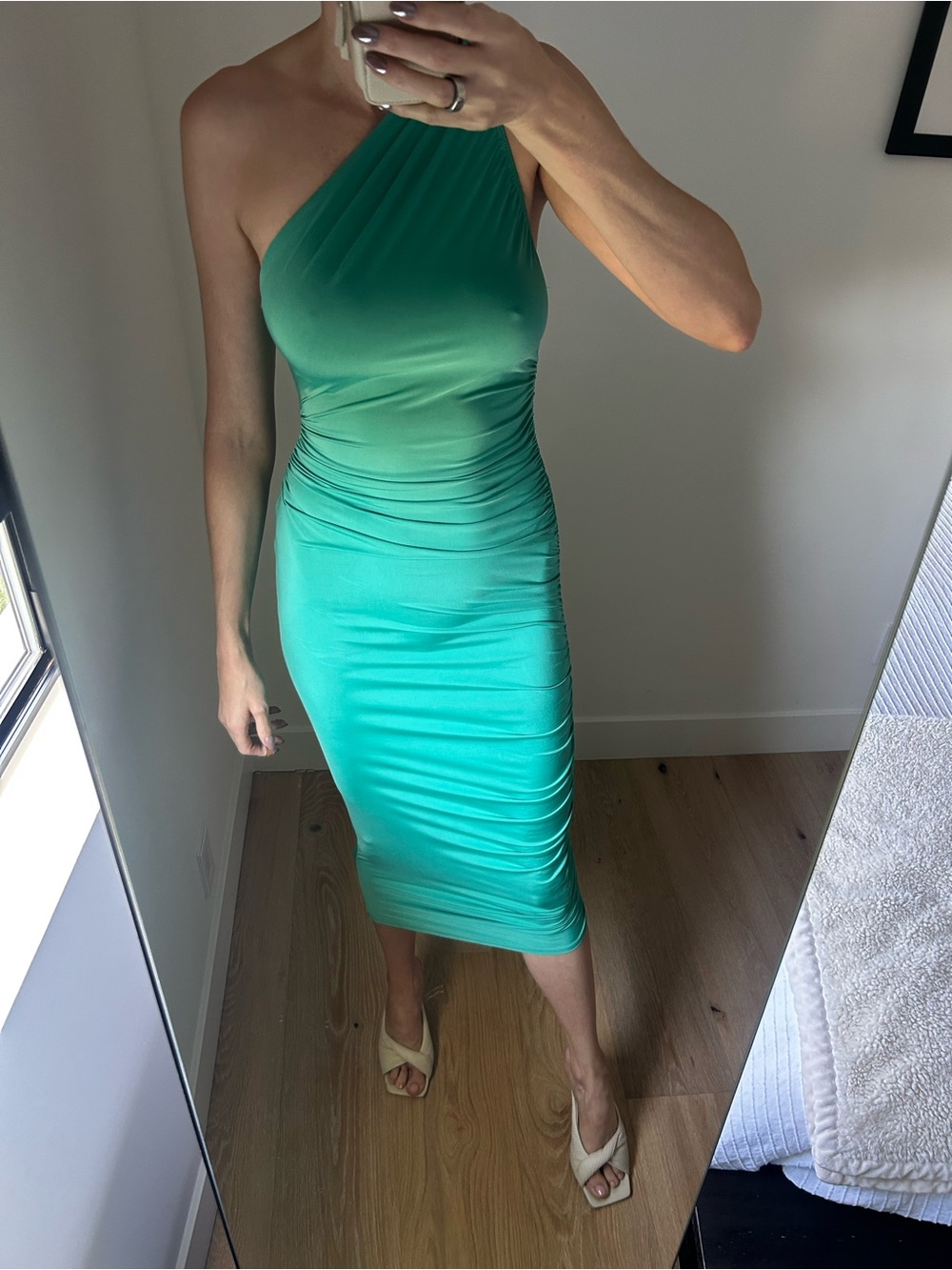 Sincerely Jules Emerald One-Shoulder Bodycon Midi Dress